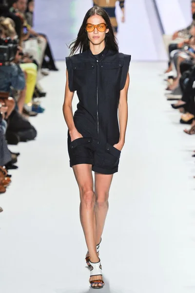 Look 5